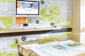 Reception - Grassmarket hotel (Edinburgh)