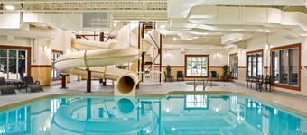 Ramada by Wyndham Drumheller Hotel & Suites