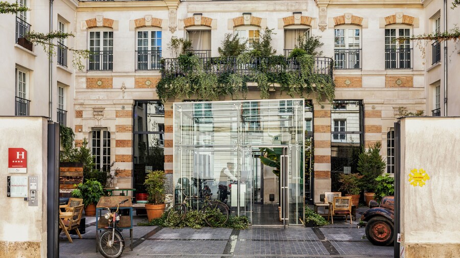 Kube Hotel Paris