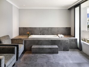 1 habitación, minibar, caja de seguridad en la habitación y escritorio 