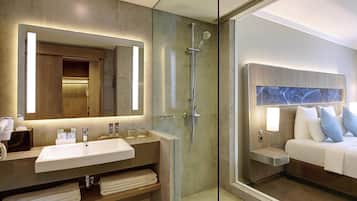 Quarto luxo, 1 cama King | 1 quarto, frigobar, cofres nos quartos, escrivaninha