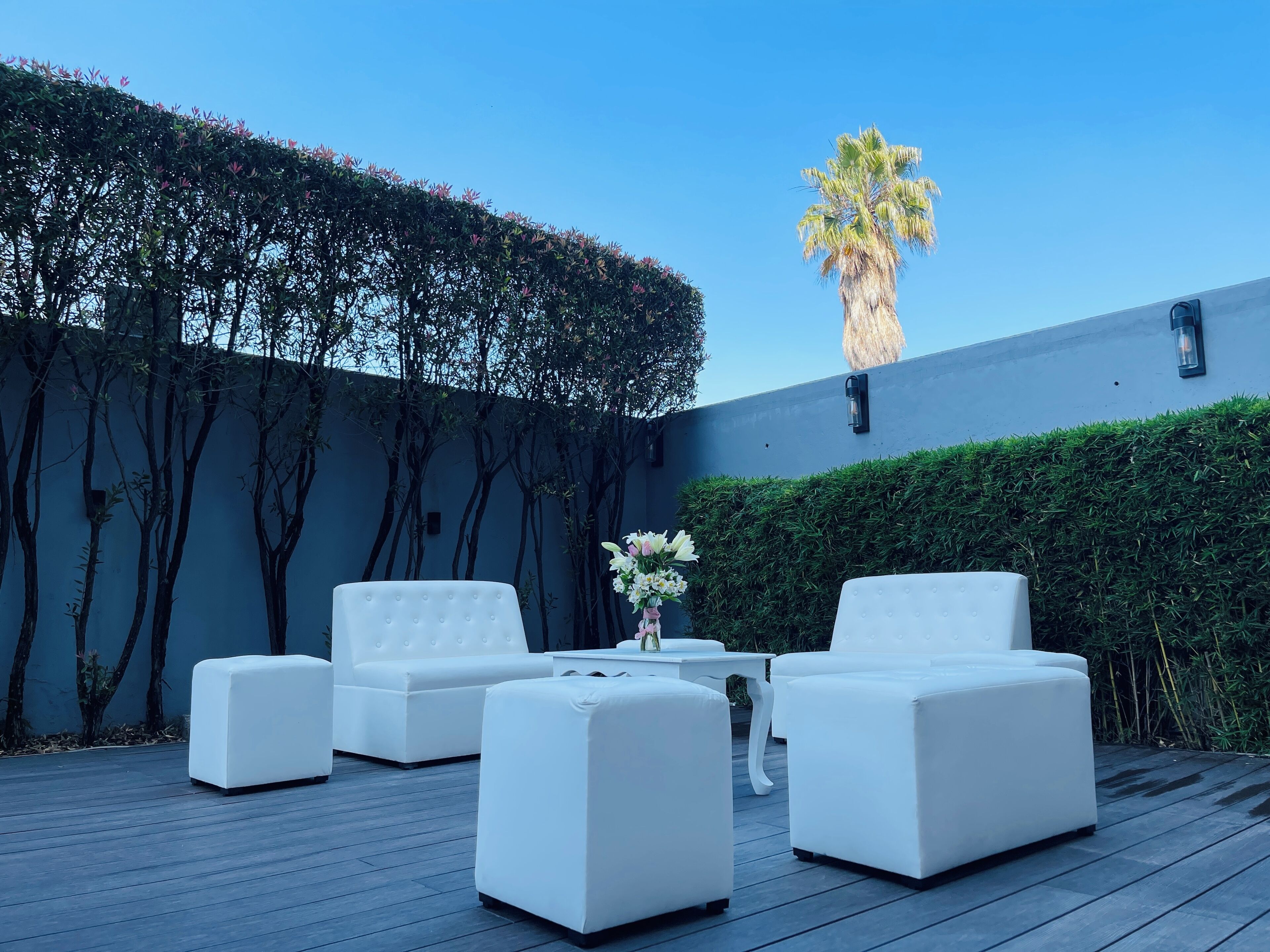 ลานระเบียง/นอกชาน