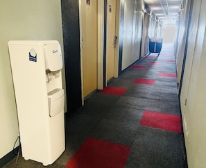Caja de seguridad en la habitación, escritorio y wifi gratis
