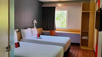 Double Room, 2 Double Beds | In-room safe, desk, free WiFi, bed sheets