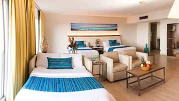 Family Room | Beach/ocean view