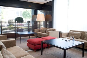 Sala de estar en el lobby