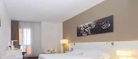 1 bedroom, minibar, in-room safe, desk