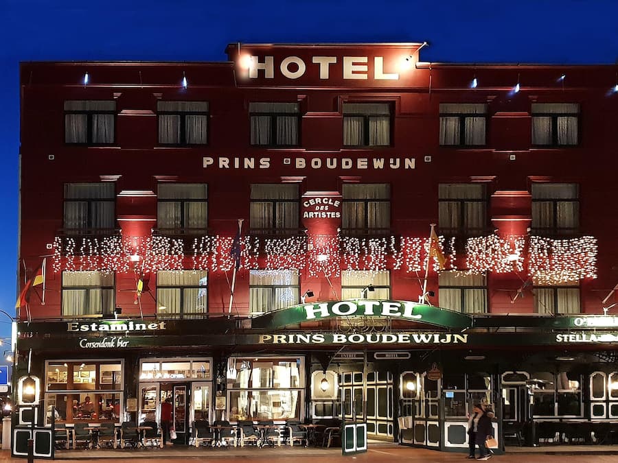 Façade de l’hébergement - soirée/nuit