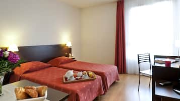 Coffres-forts dans les chambres, bureau, chambres insonorisées