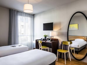 In-room safe, desk, soundproofing, free cribs/infant beds