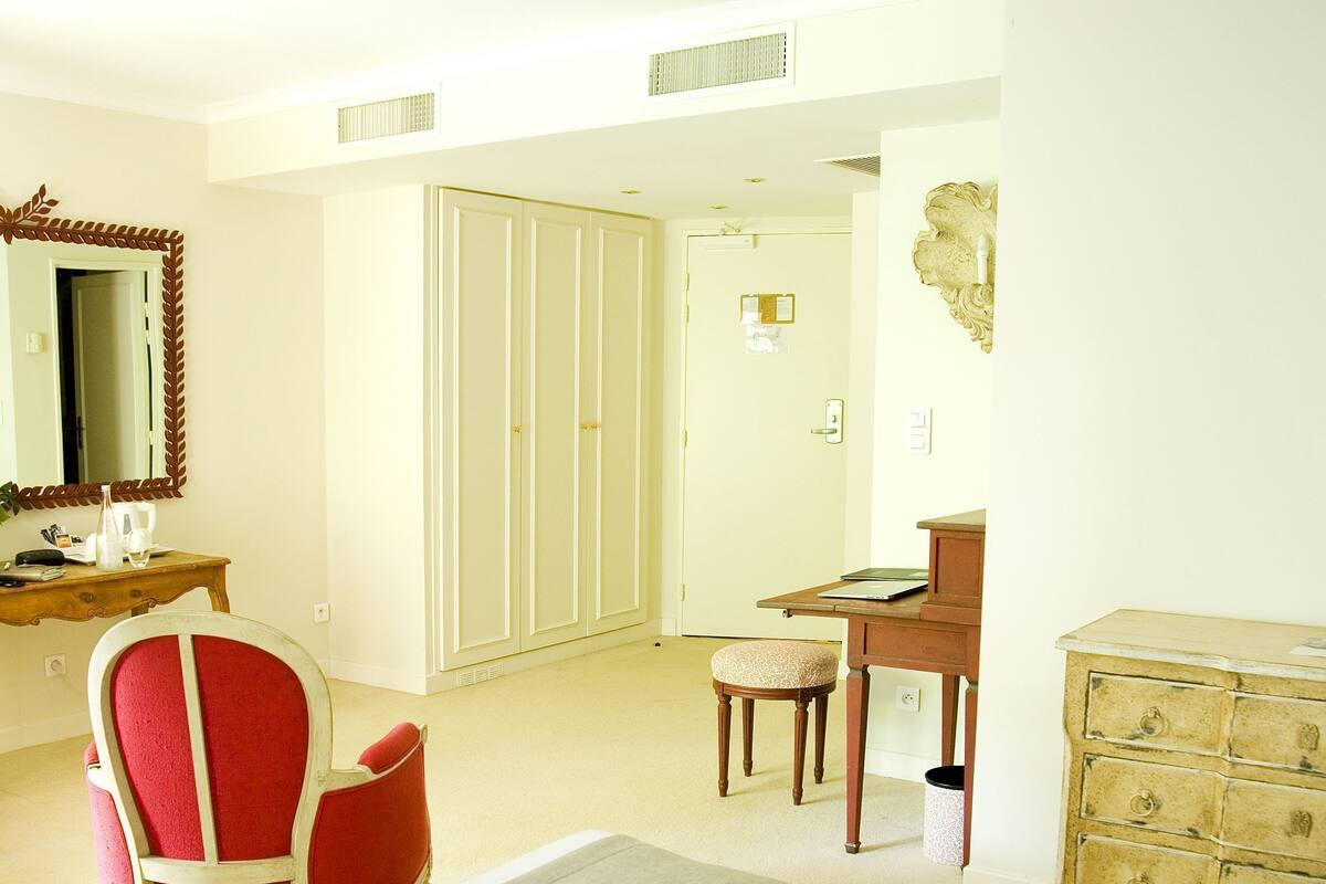 Premium bedding, minibar, in-room safe, individually decorated