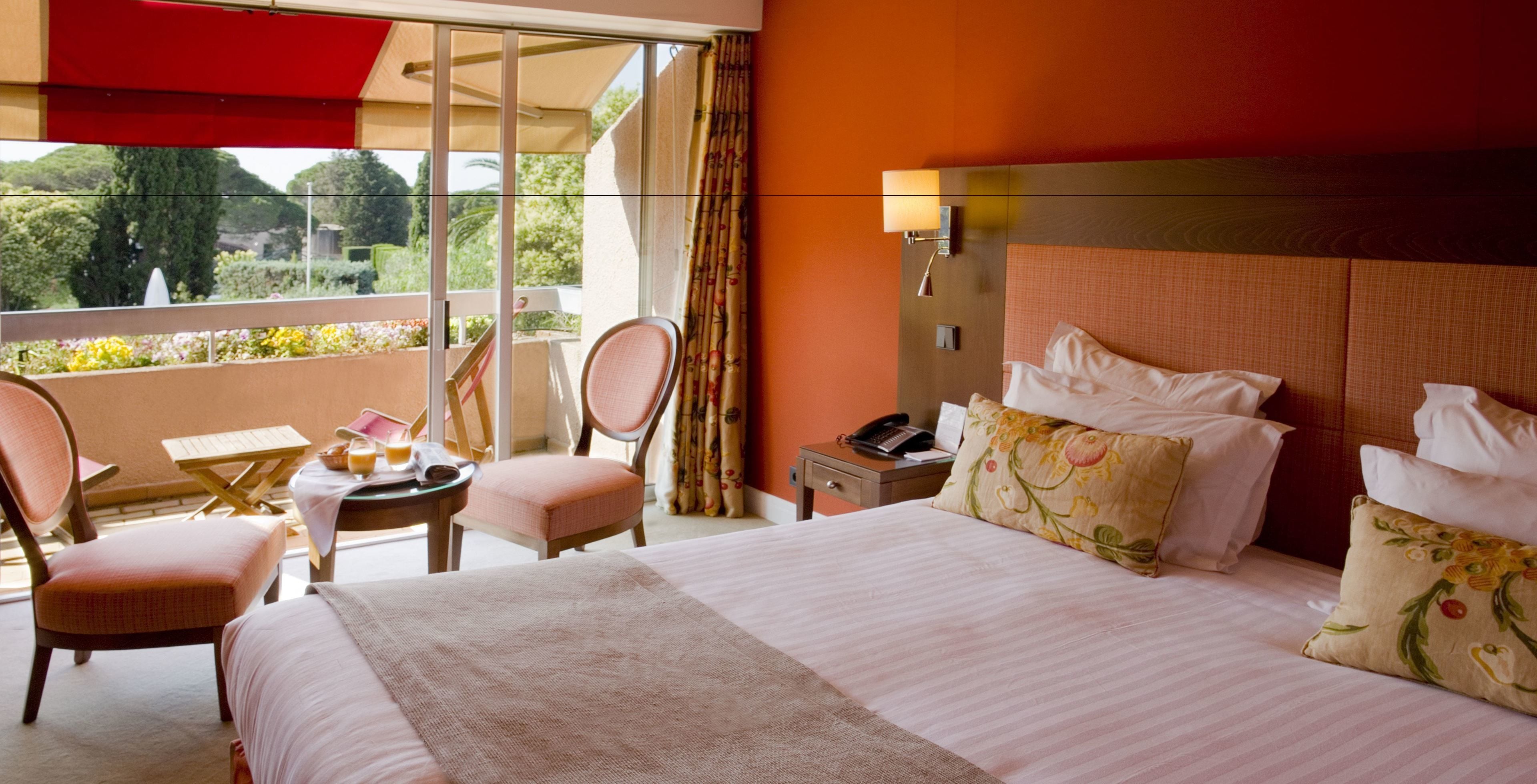 Comfort Room | Premium bedding, minibar, in-room safe, individually decorated