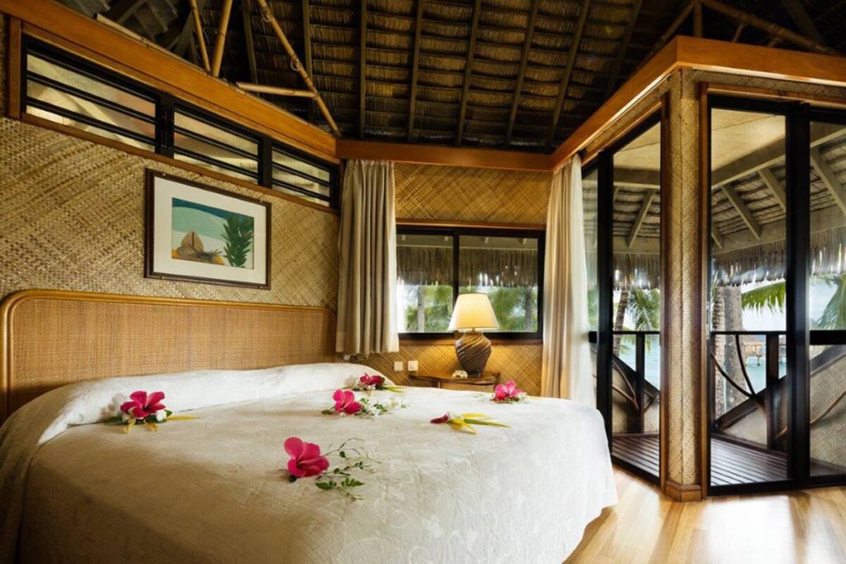 beach duplex bungalow | in-room safe, blackout curtains, soundproofing, iron/ironing board