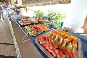 Bao gồm bữa sáng buffet hàng ngày 