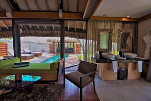 Villa, eigener Pool | Zimmersafe, Verdunkelungsvorhänge, schallisolierte Zimmer
