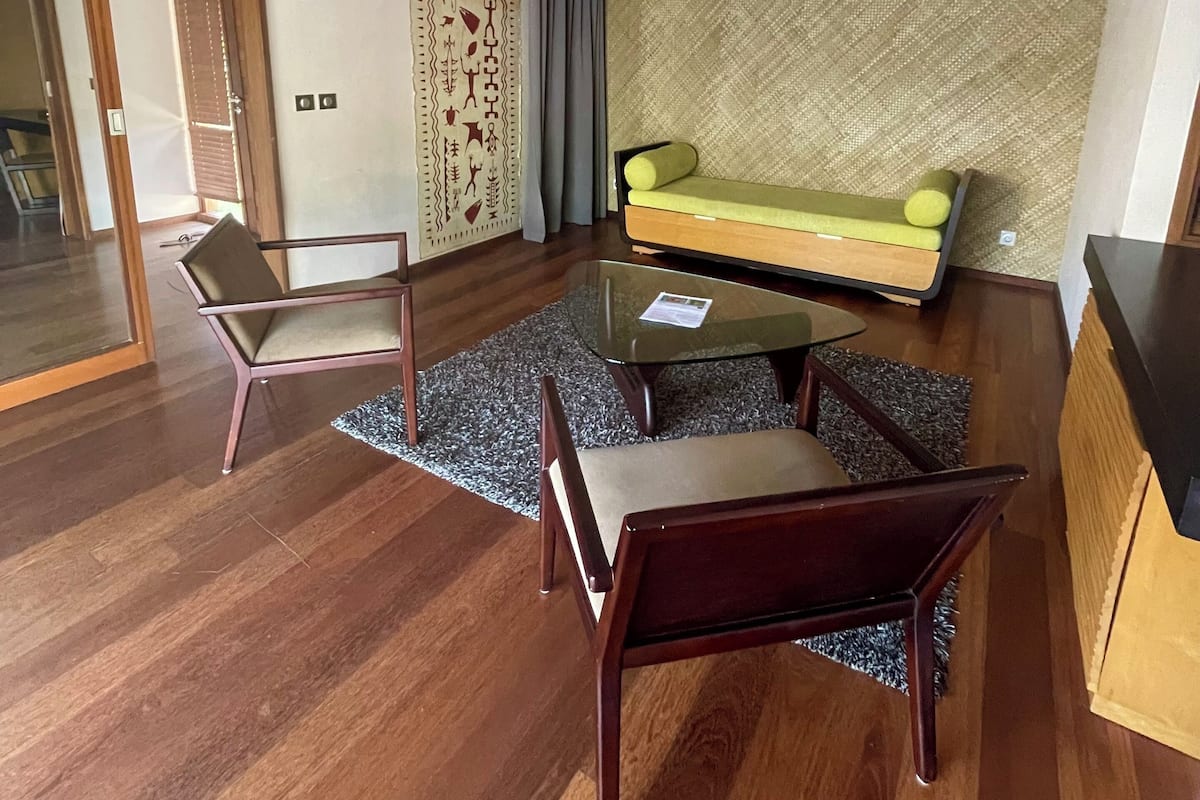 in-room safe, blackout curtains, soundproofing, iron/ironing board