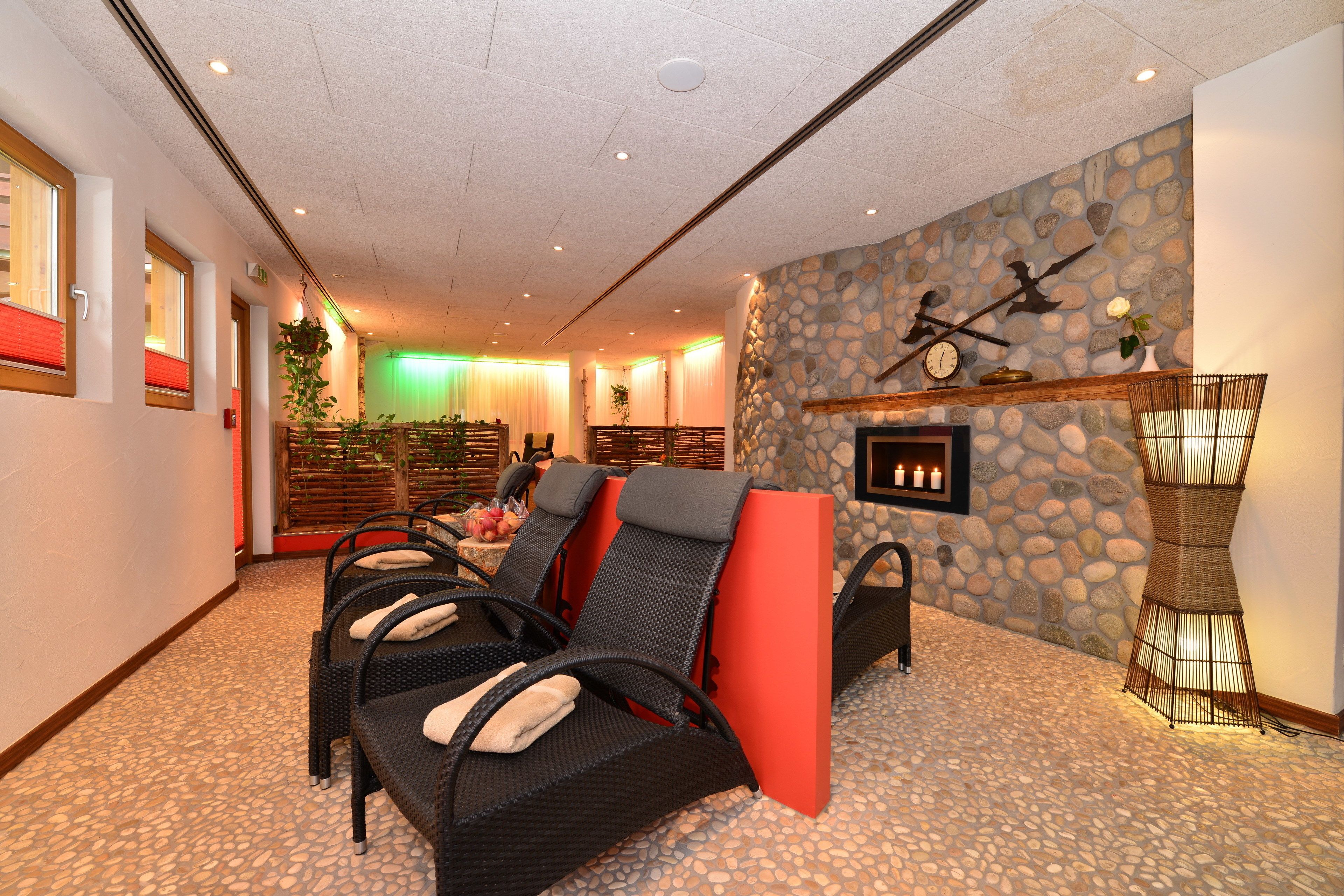 couples treatment room(s), sauna, body treatments, body wraps