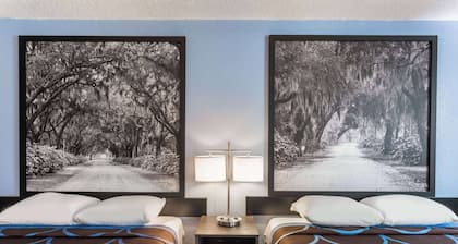 Super 8 by Wyndham Hardeeville/Savannah North