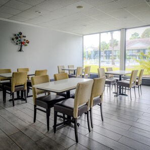 Free daily on-the-go breakfast 