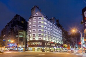 Property grounds - Ferrary Hotel (Taipei)