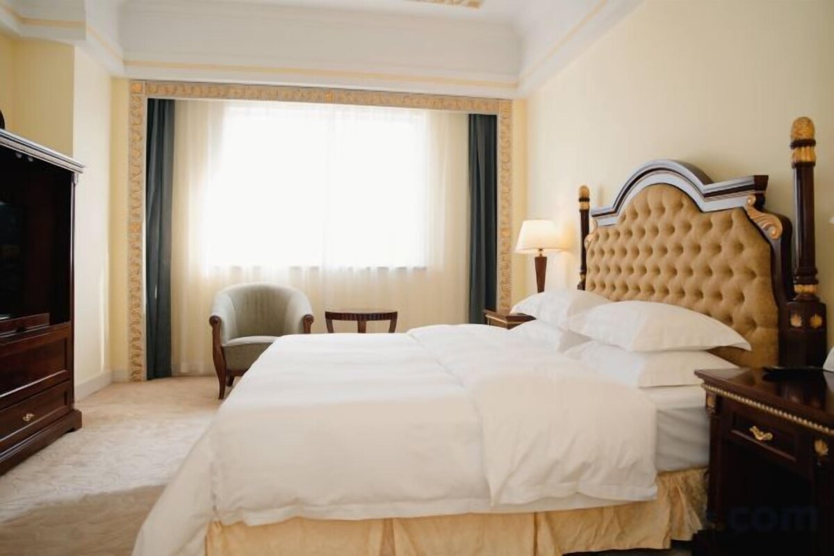 Kaiyuan Suite