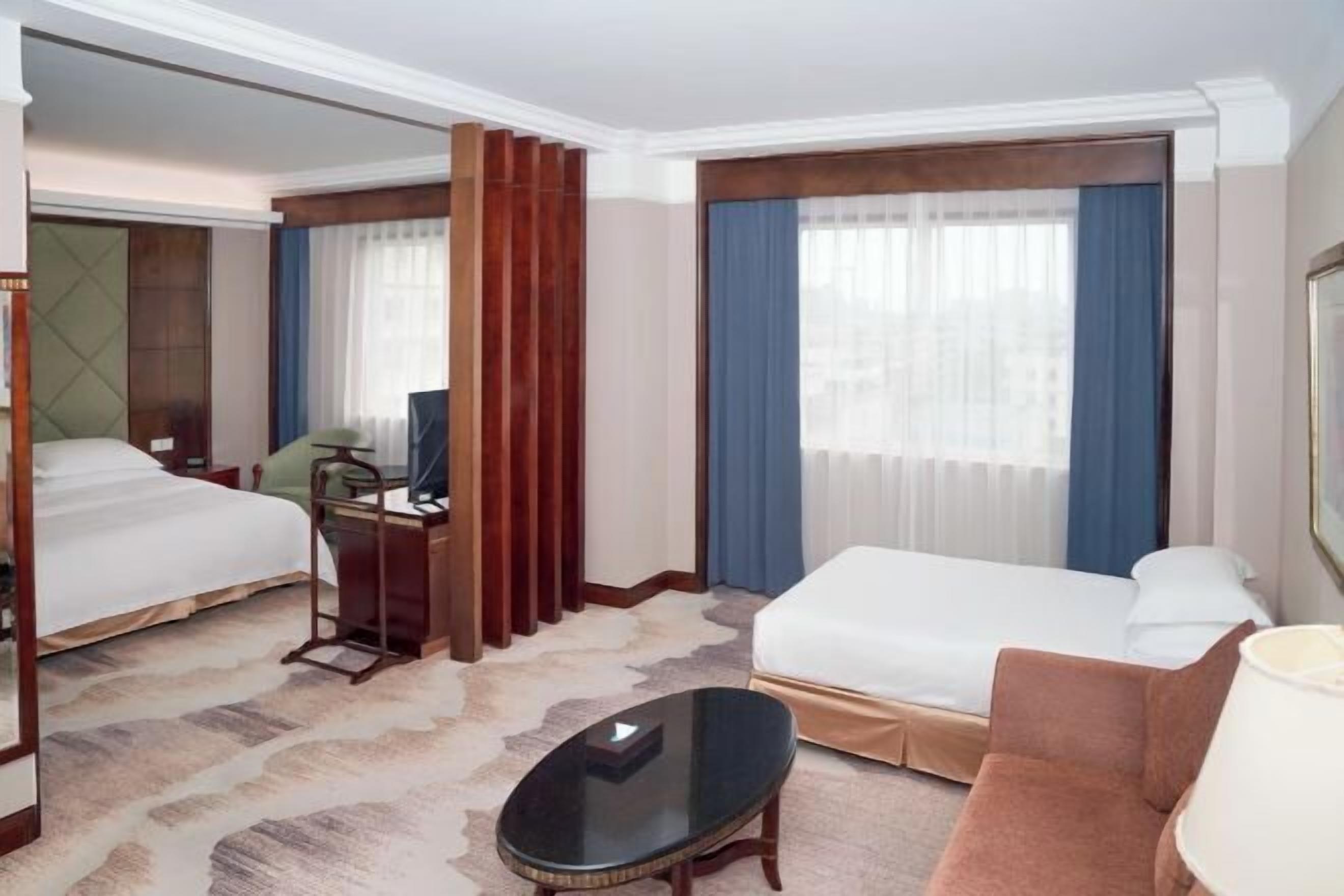 Literie de qualité supérieure, minibar, coffres-forts dans les chambres