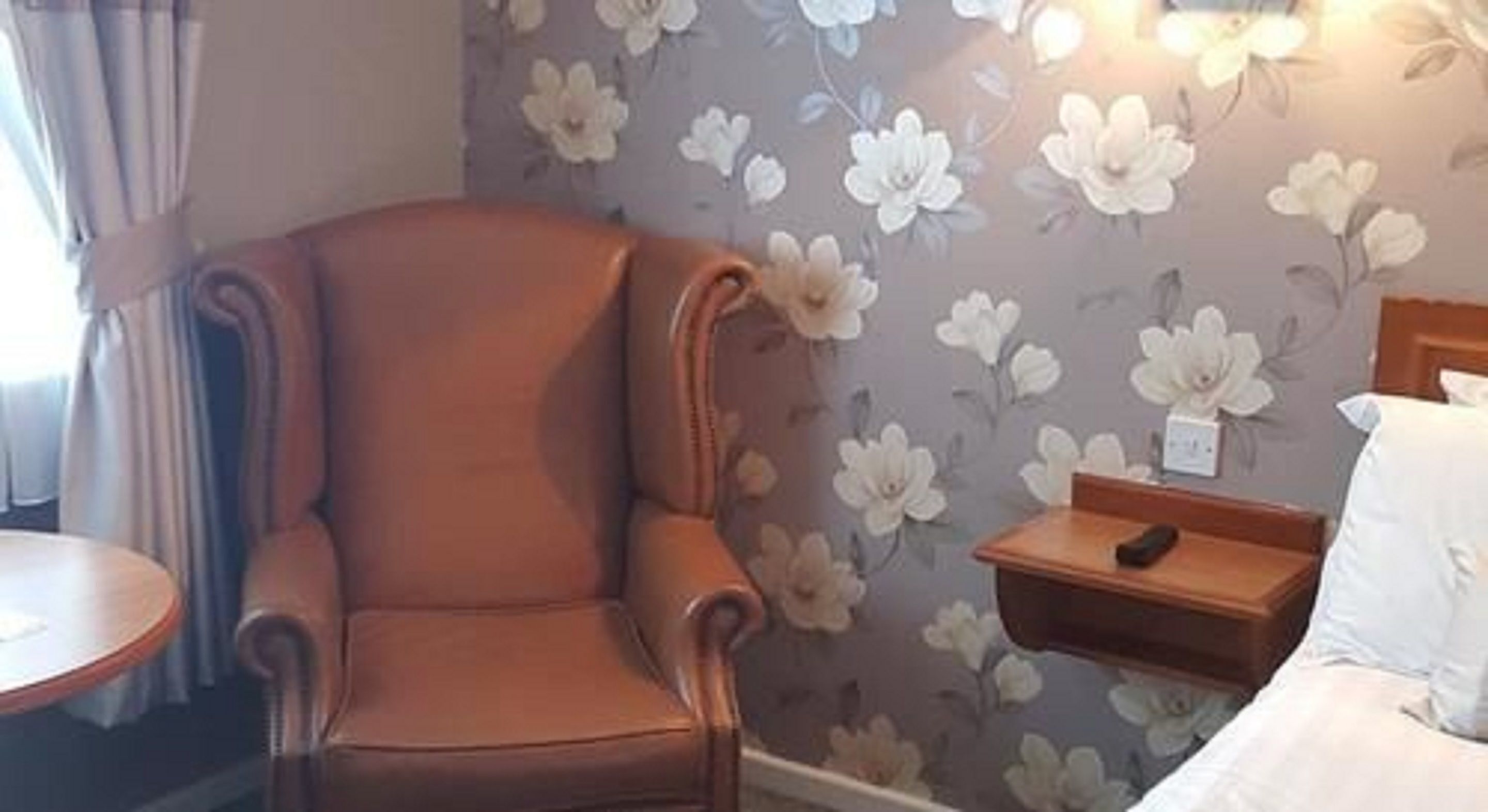 Desk, iron/ironing board, free WiFi
