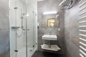 Family Apartment, 1 Double Bed with Sofa bed, Kitchenette, Mountain View | Bathroom