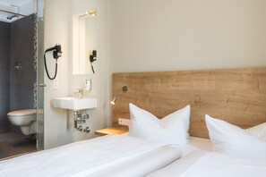 Room - Hotel Dolomit (Munich)