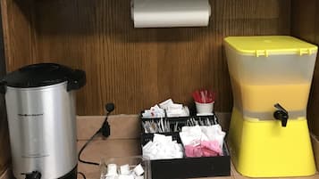 Free daily continental breakfast
