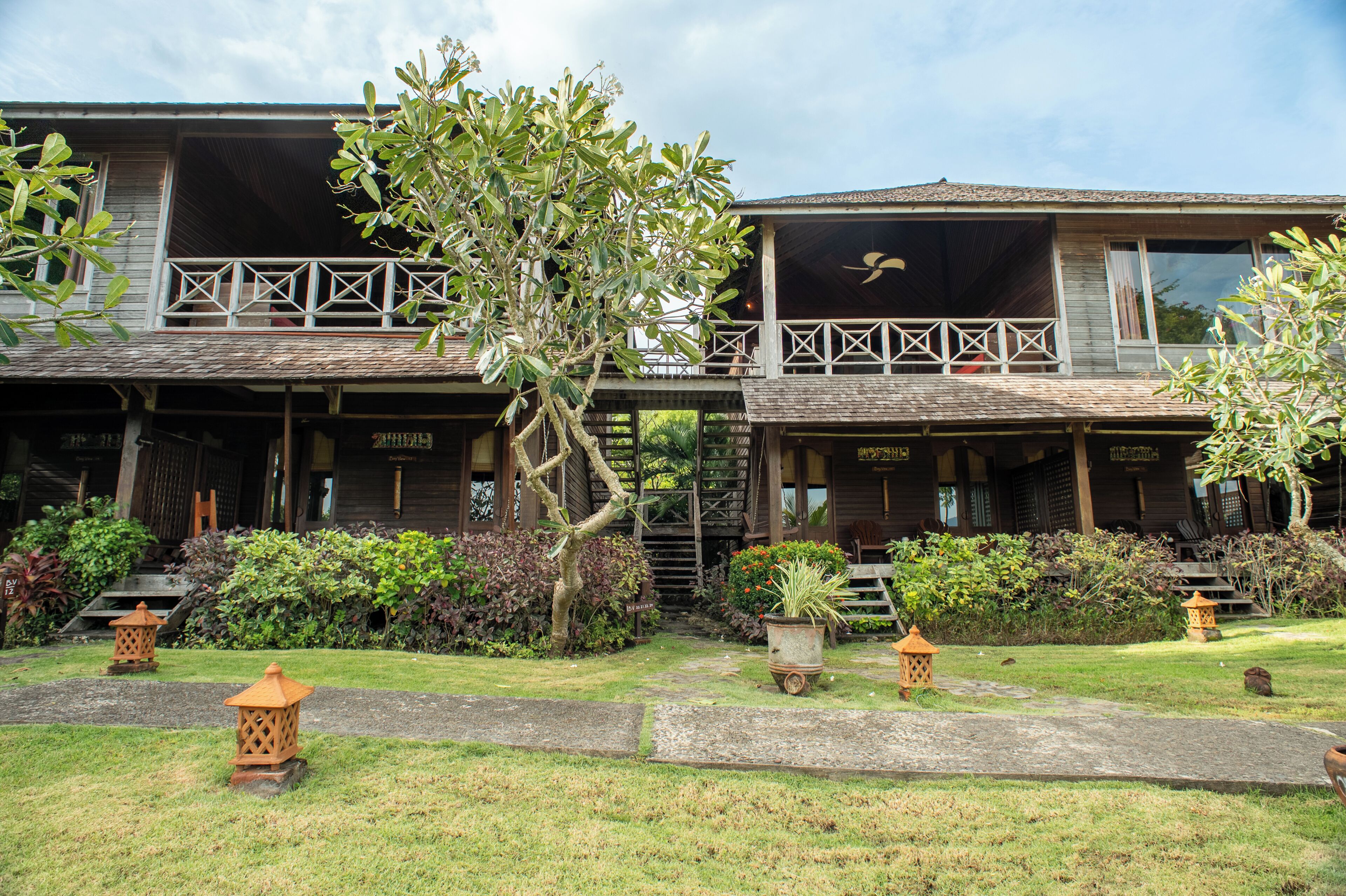 Bay View Family Suite  | Egyptian cotton sheets, premium bedding, Select Comfort beds