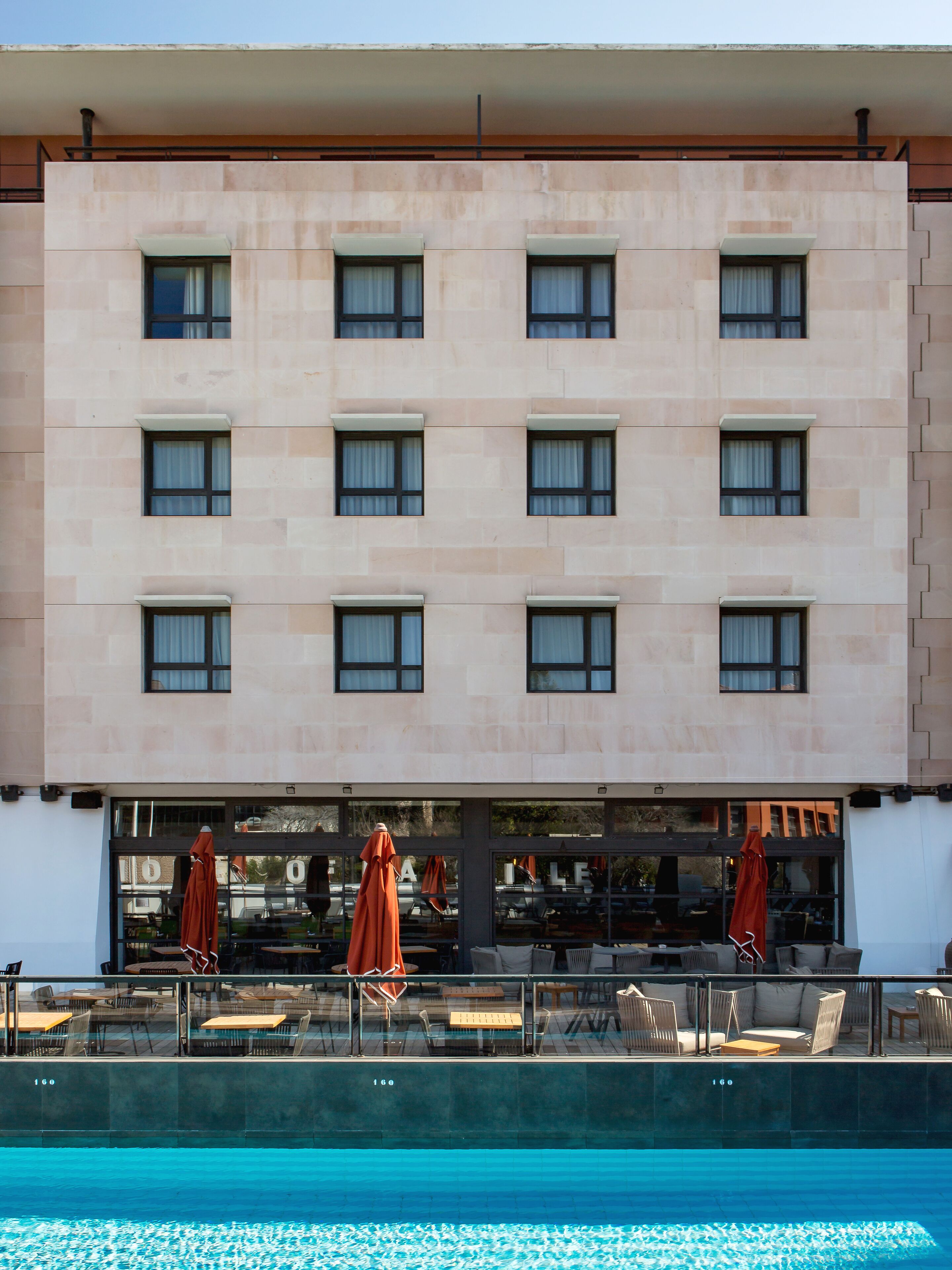 Voorkant van accommodatie