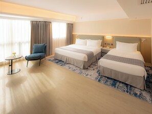 In-room safe, blackout curtains, iron/ironing board, free WiFi - Inn Hotel Macau  (Taipa)
