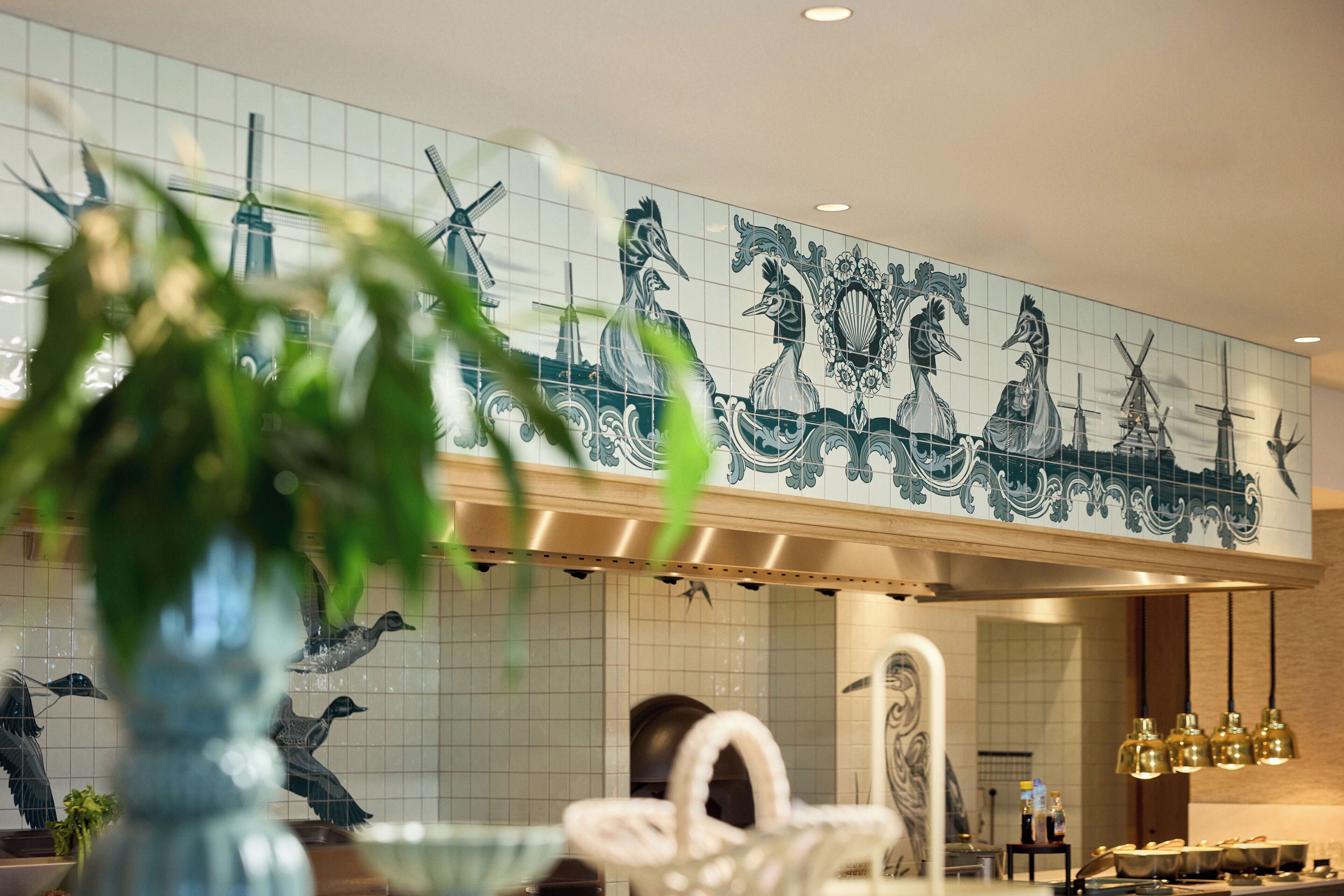 Desayuno buffet (EUR 21.50 por persona) 