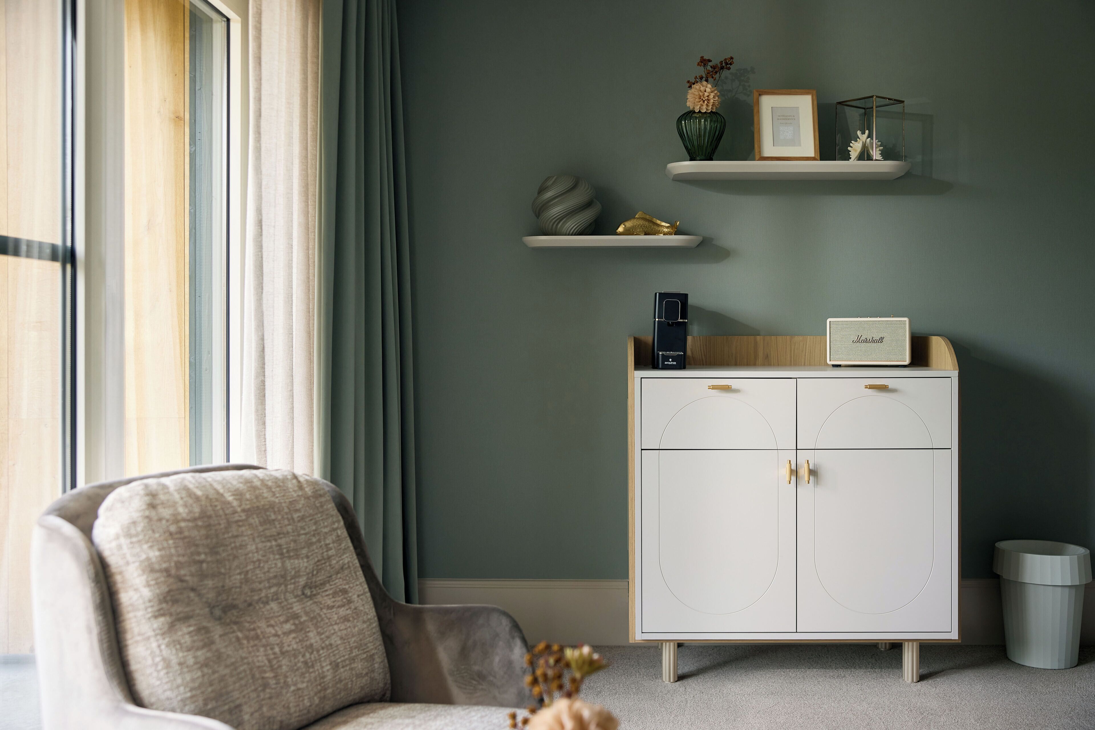 in-room safe, individually furnished, desk, laptop workspace