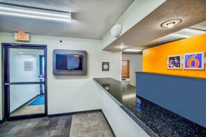 Lobby - Motel 6 Percival, IA (Percival)
