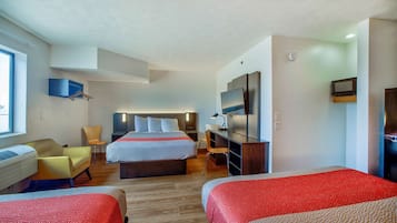 Skrivebord, strykejern/-brett, wi-fi (inkludert) og sengetøy