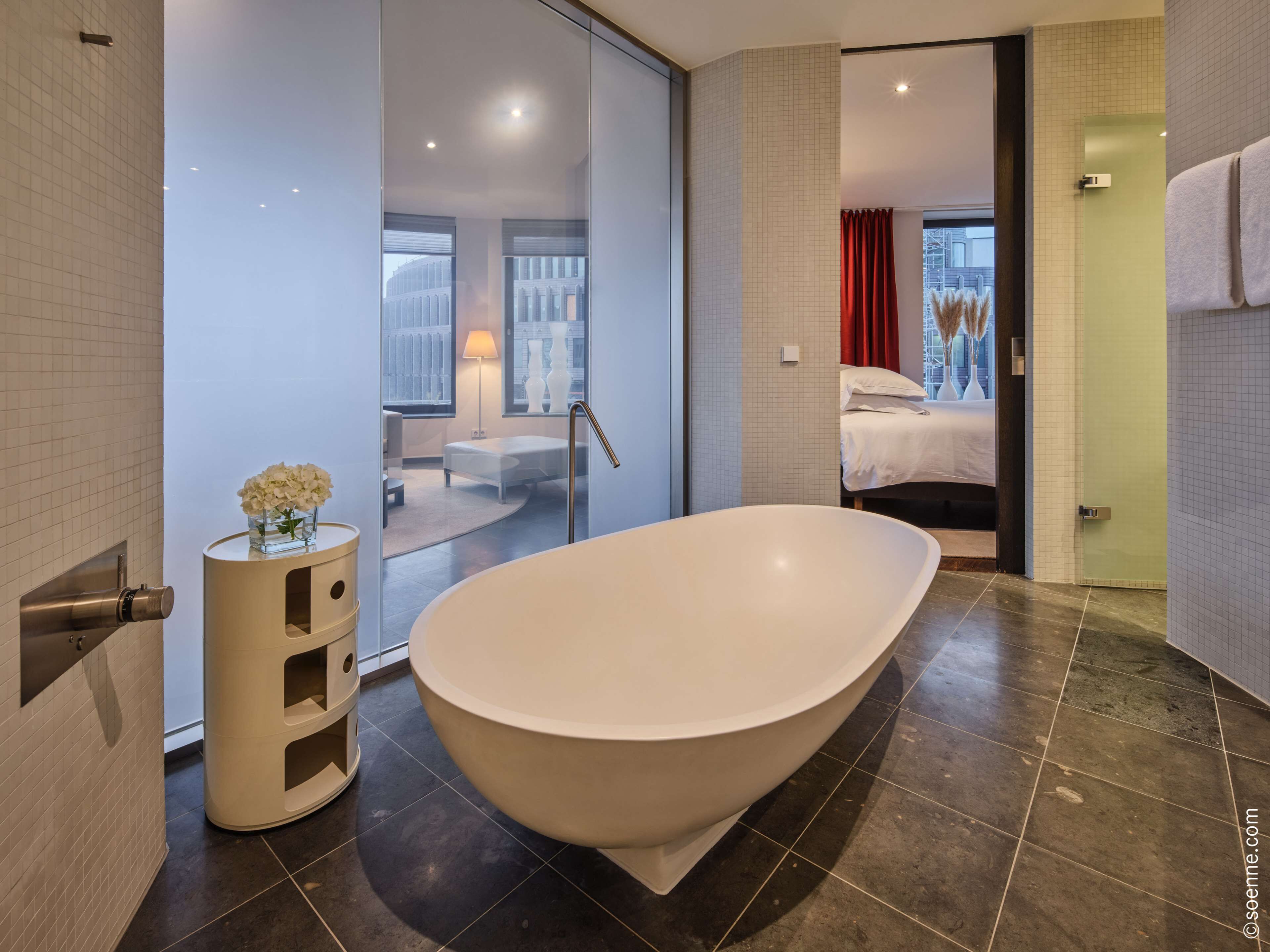 superior suite | egyptian cotton sheets, premium bedding, in-room safe, desk