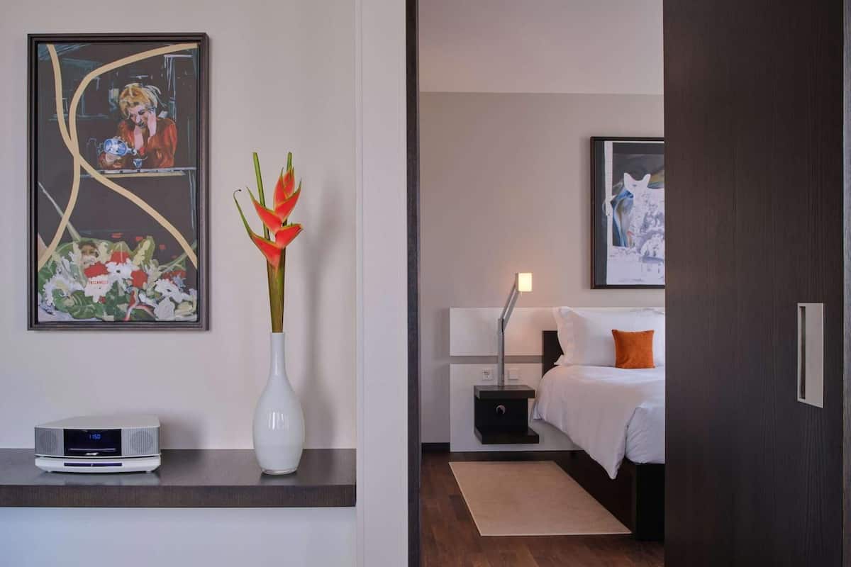 Egyptian cotton sheets, premium bedding, in-room safe, desk