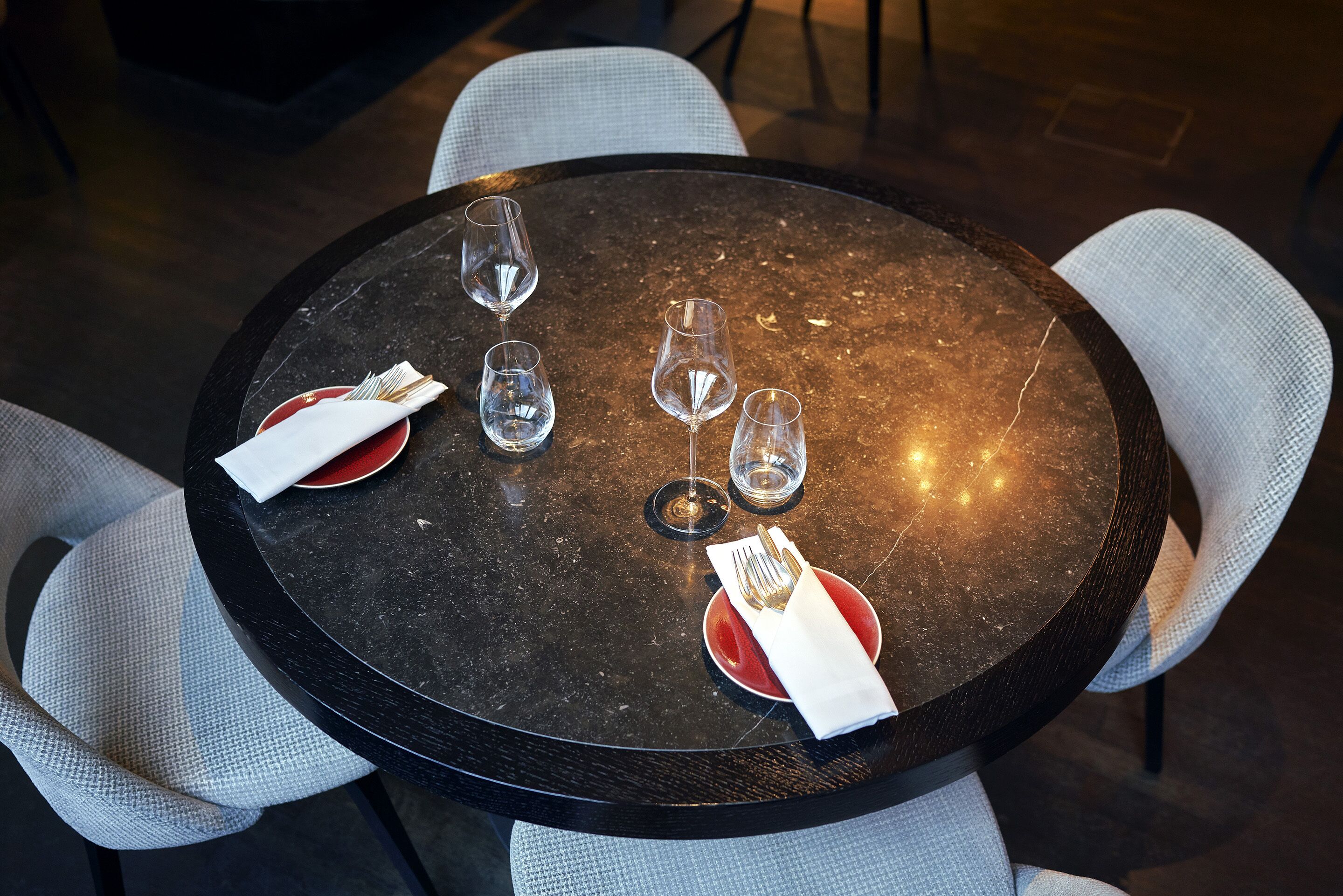 lunch and dinner served, french cuisine