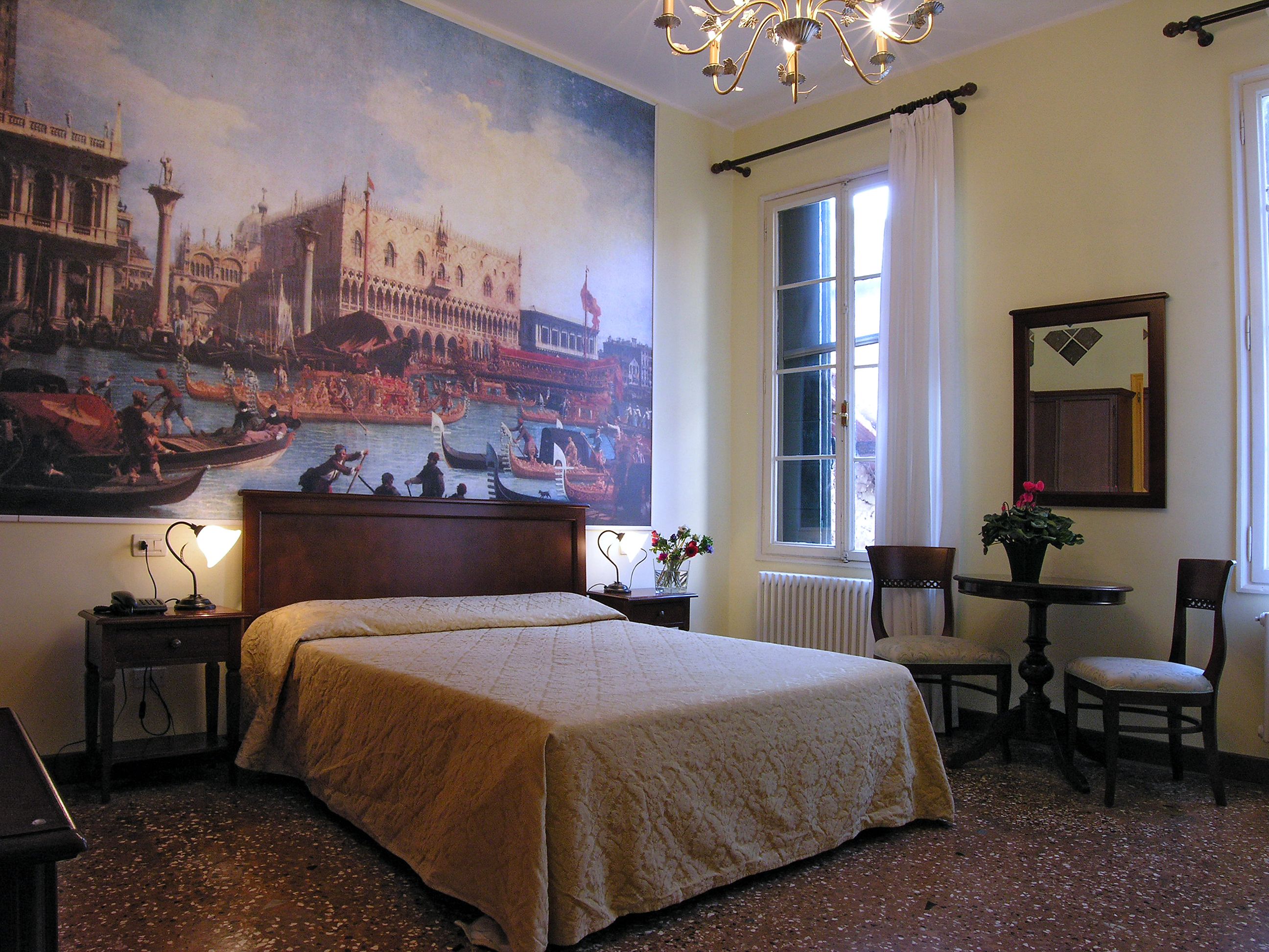 Egyptian cotton sheets, minibar, in-room safe