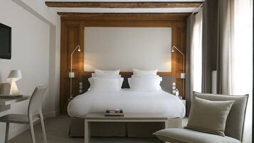 Chambre Charme | Literie de qualité supérieure, minibar, coffres-forts dans les chambres