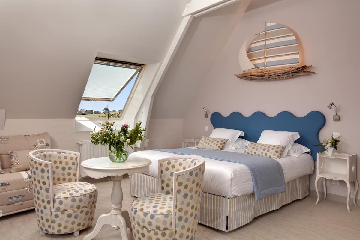Superior vierpersoonskamer | Luxe beddengoed, individueel gedecoreerd, individueel gemeubileerd