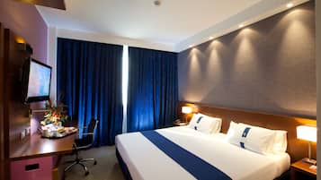 1 chambre, bureau, rideaux occultants, chambres insonorisées