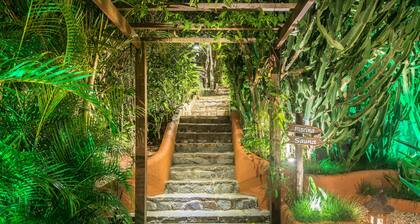 La Pedrera Small Hotel & Spa