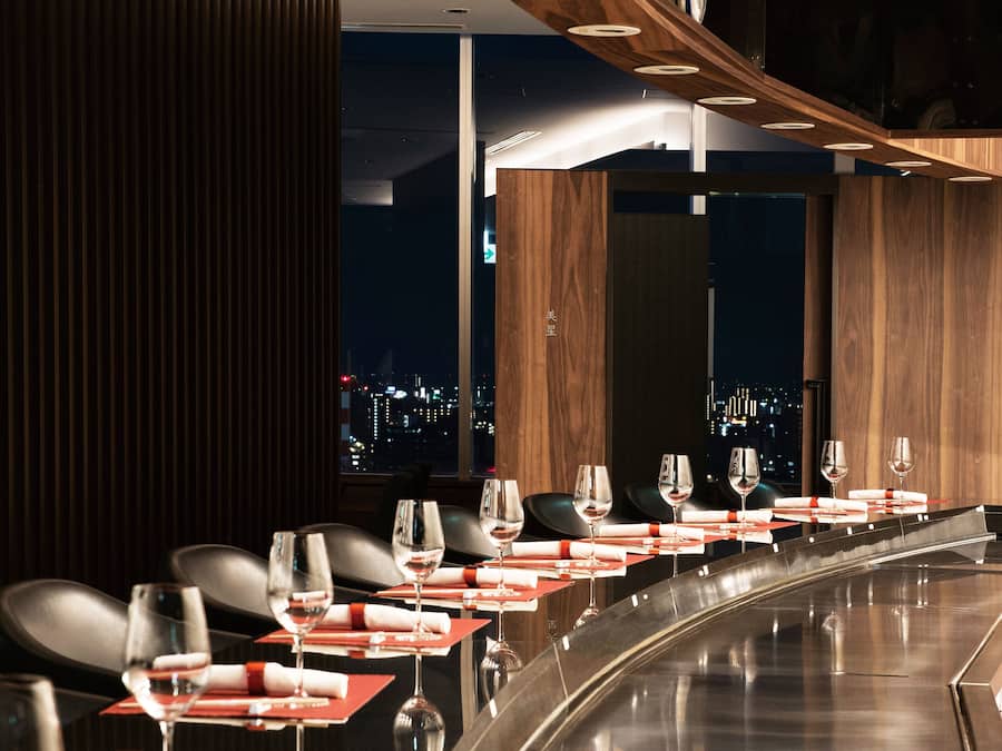 2 restaurants, breakfast, lunch, dinner served; Japanese cuisine