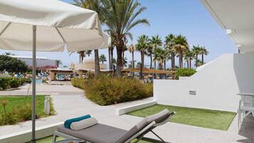 Suite | 1 bedroom, in-room safe, desk, free WiFi