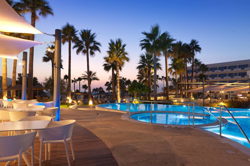 St. George Beach Hotel & Spa Resort