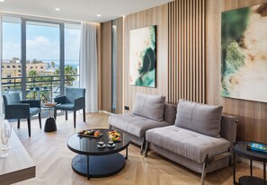 豪華套房 | 客廳 | 50 吋智能電視連衛星電視頻道、Netflix、串流服務