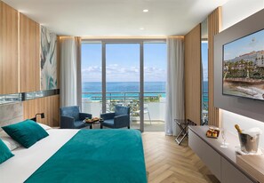 豪華雙人房, 海景 | 1 間臥室、客房內保險箱、書桌、免費無線上網